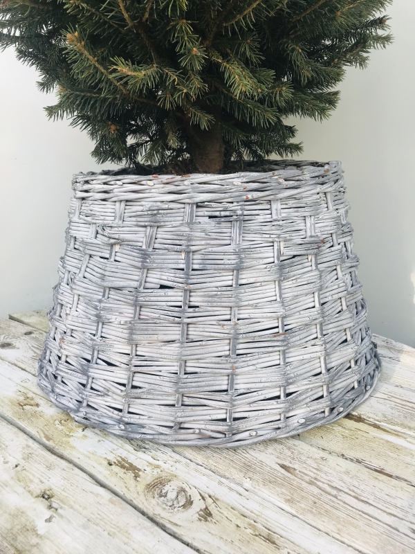 Prútený kôš  bielo-šedý