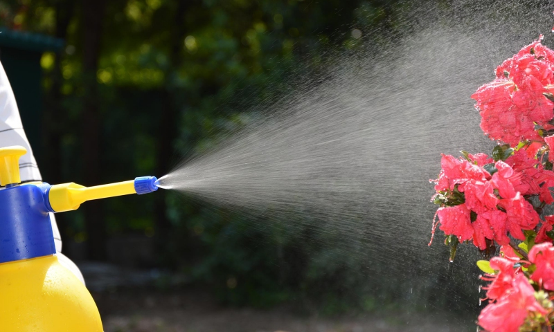 Thema tlakový postrekovač 2l