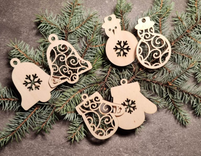 Tradičný set  - box s vianočnými ozdobami